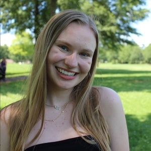 Meet your Posher, Rebecca